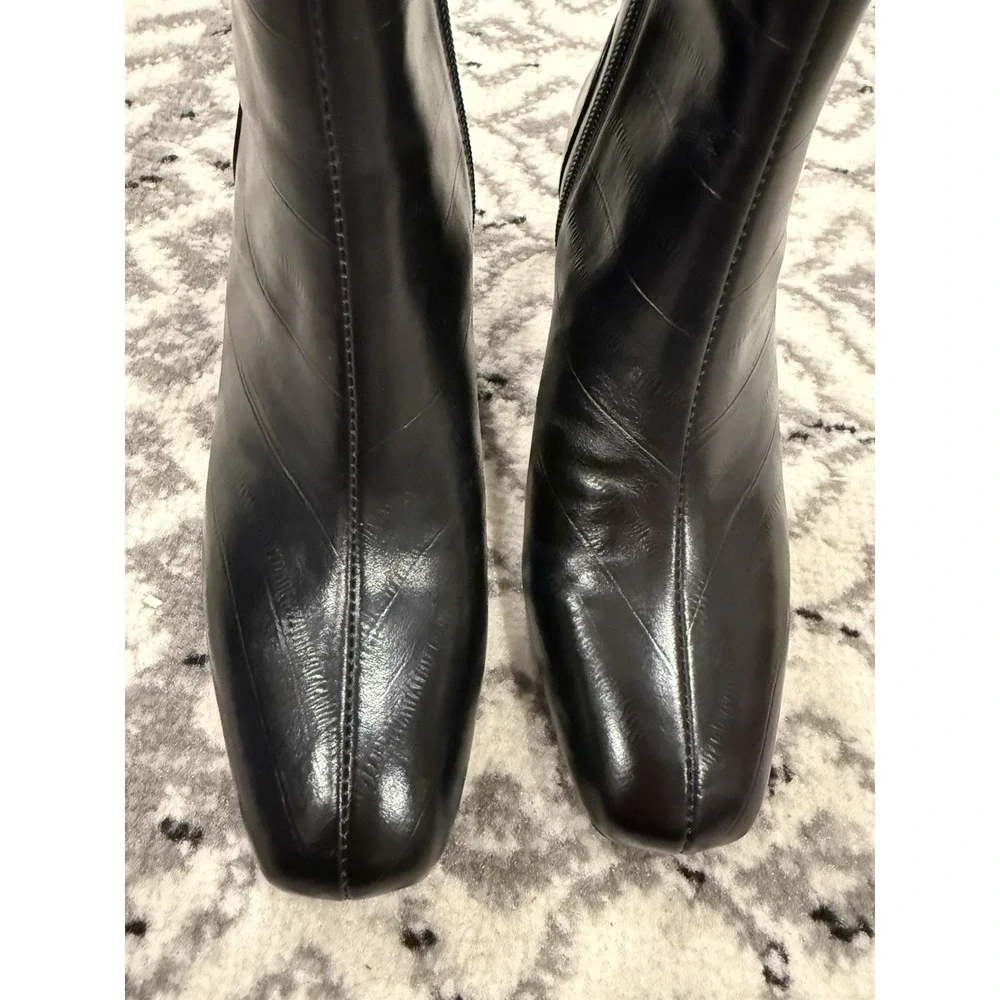 Gini & Albert Luxury Women's Wyn Boot Booties Leather Noir Eel $550 Size 5‎